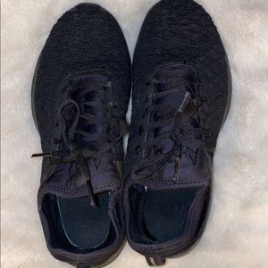 APL TechLoom Black Sneakers W9!